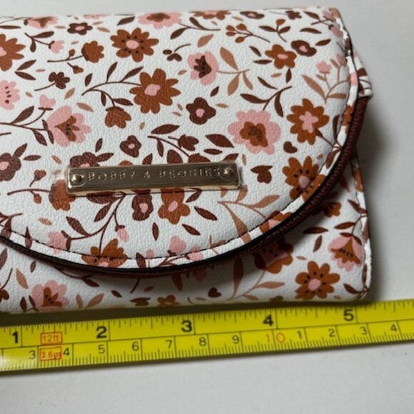 Poppy and Peonies Tri Fold Wallet Brand NEW - Picture 4 of 7